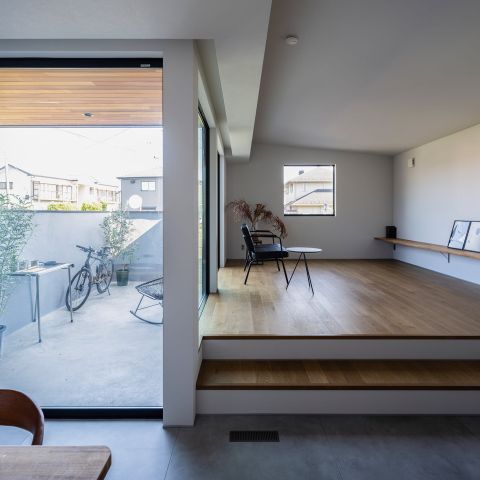 穏やかな動線美｜上質さを纏うスタイリッシュな空間 アイキャッチ画像