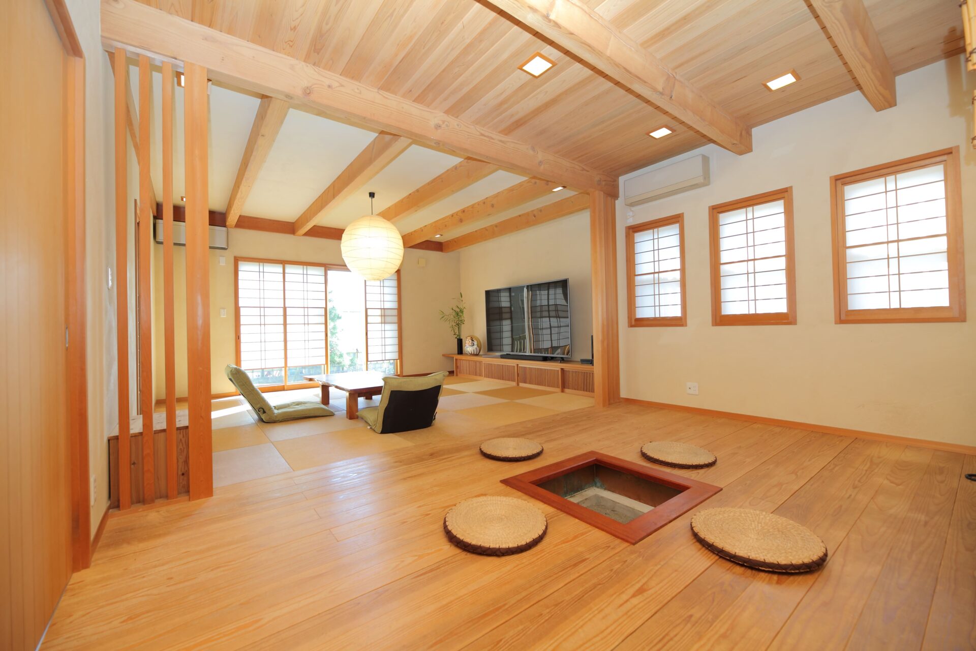 色褪せることなく保つ美しさ｜和モダン×無垢材 アイキャッチ