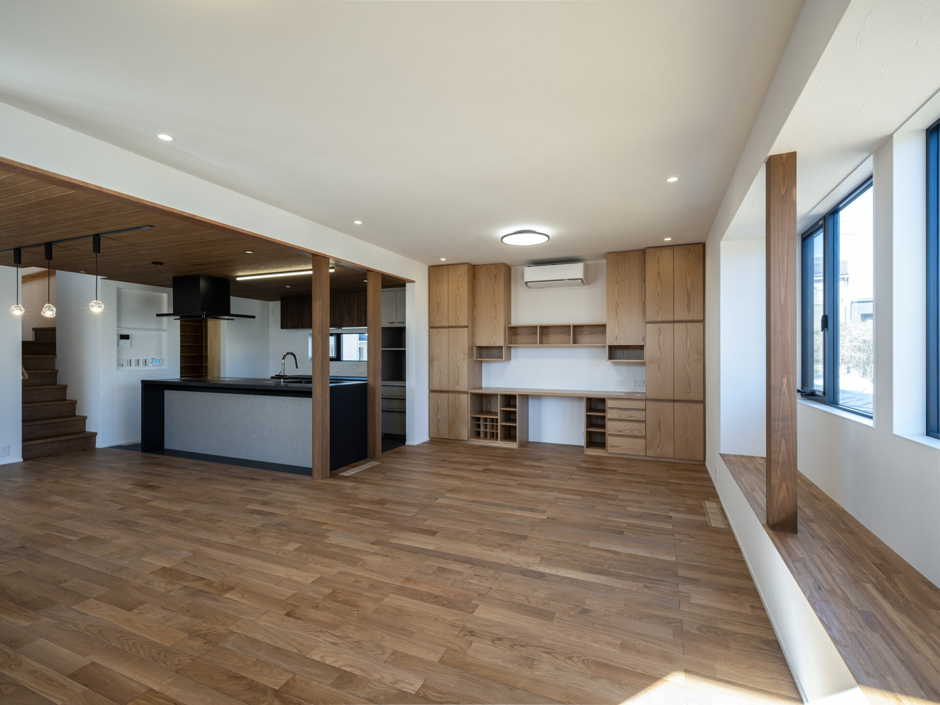 景色と暮らす特別な邸宅｜細部にまでこだわり抜いた、上質な住まい アイキャッチ